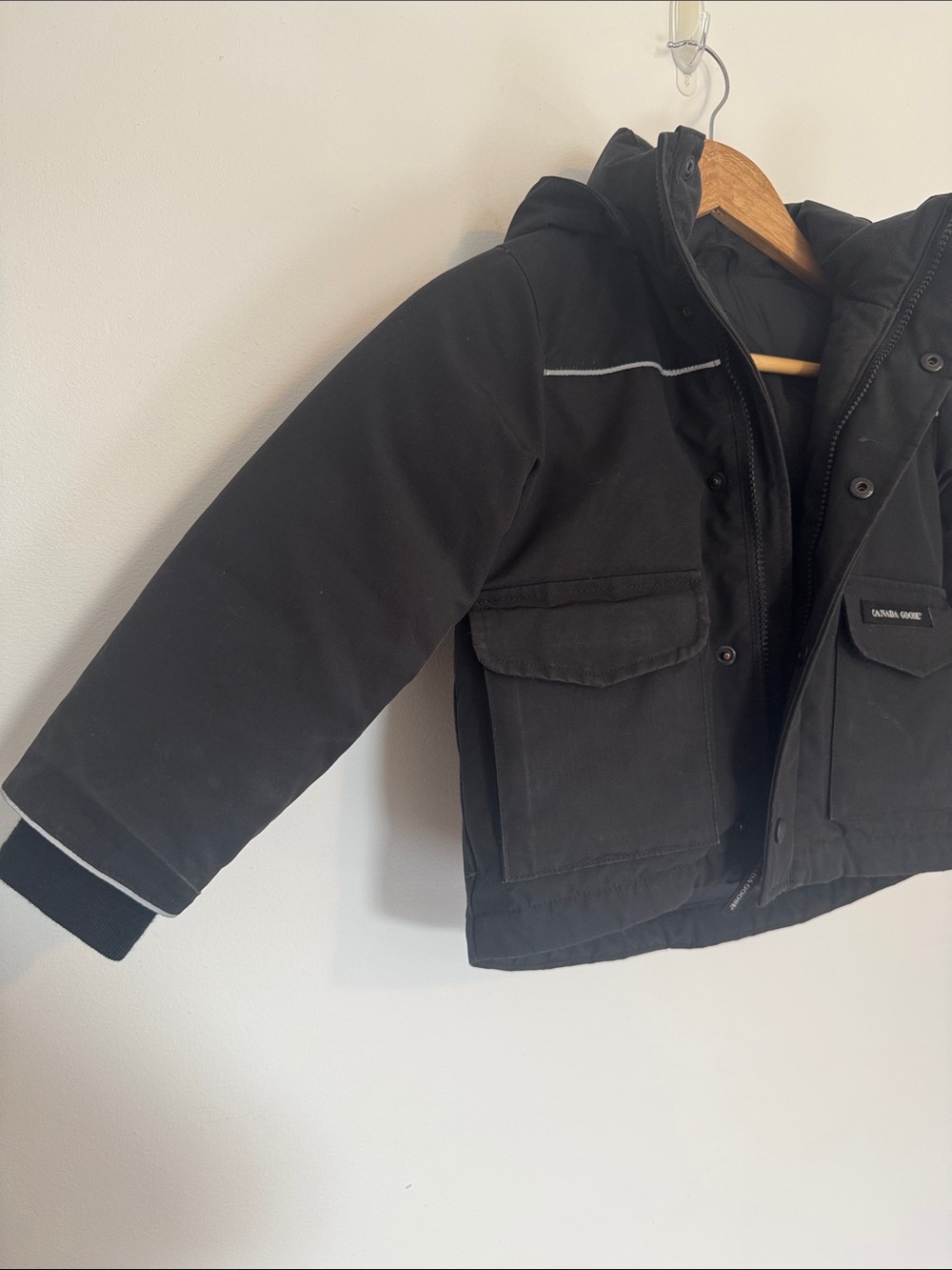 Canada Goose Kids Unisex Black Hooded Puffer Jacket Size 2-3 - Picture 4 of 15